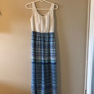 White lace and pattern maxi dress